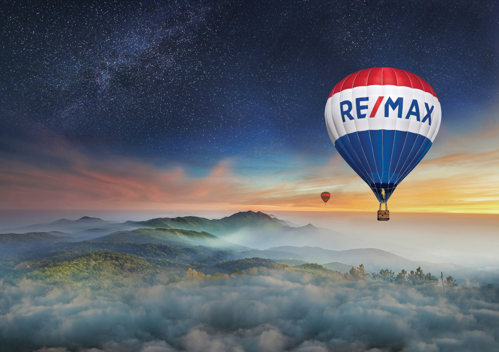 An Image of RE/MAX