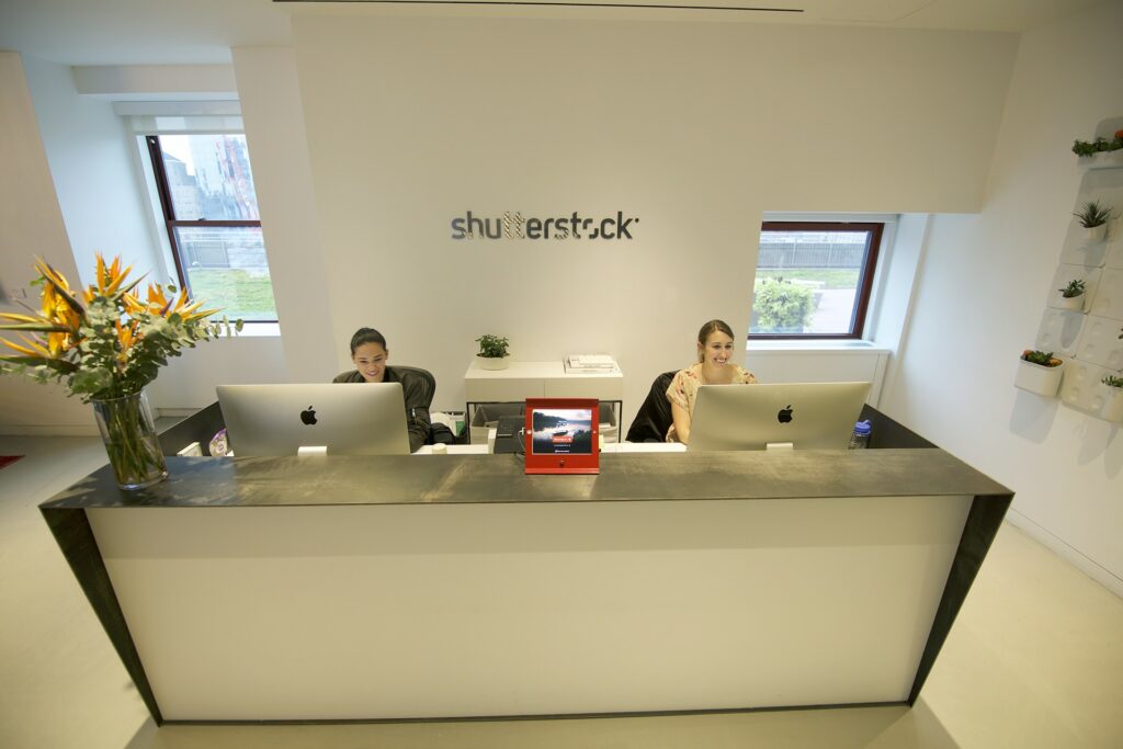 Behind the Scenes: Navigating the World of Shutterstock Careers